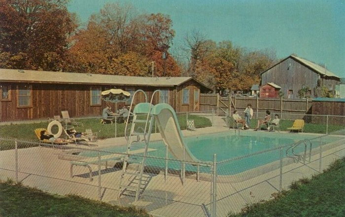 Belding - Vintage Postcard (newer photo)